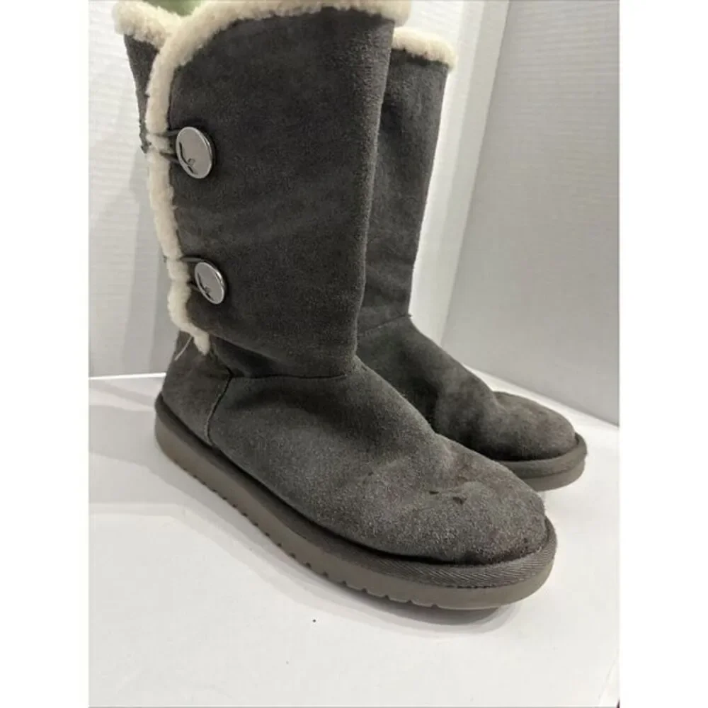 Koolaburra By Ugg Sz 8 Gray Suede Button Boots 8M Faux‎ Fur Mid Calf